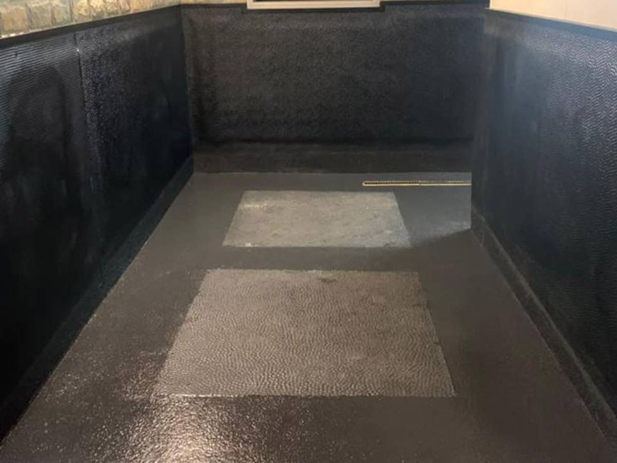 Perfectly protected with Liquid Rubber and Gummi-Plus kick protection